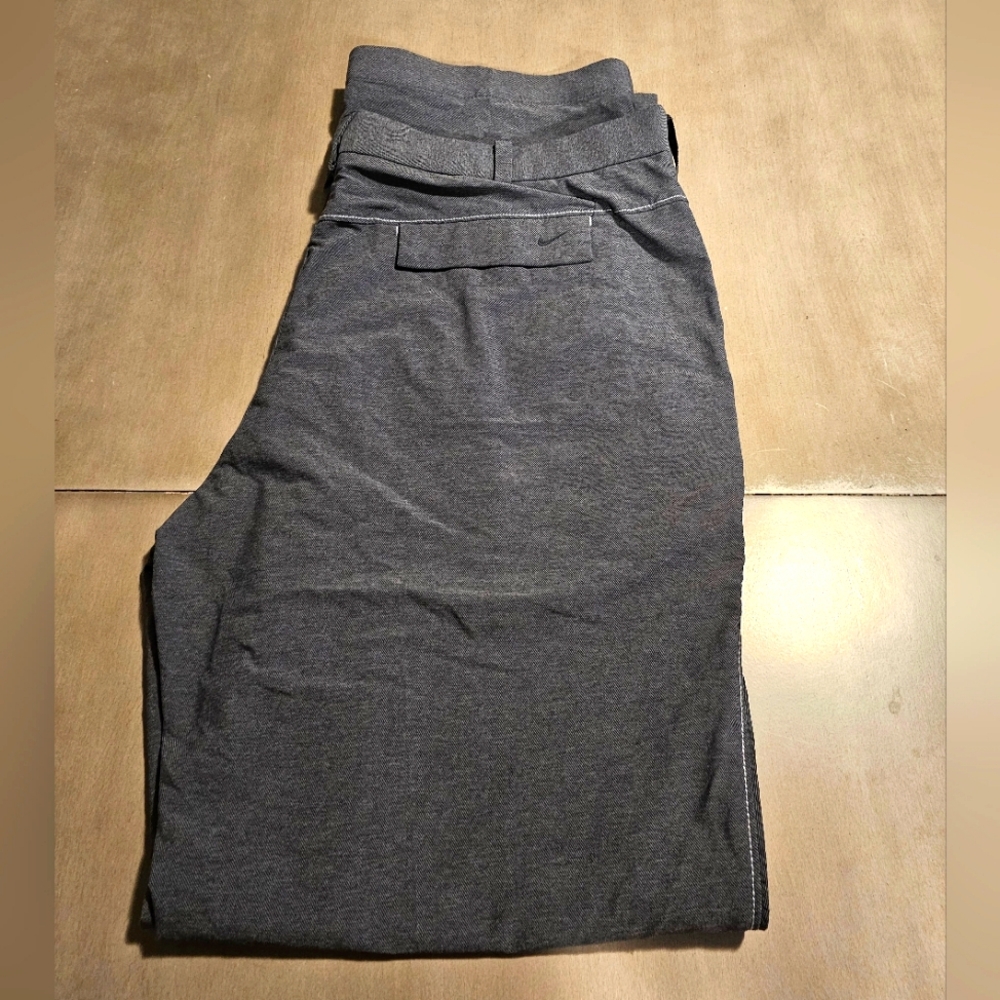 Nike dri fit golf pants 38x34